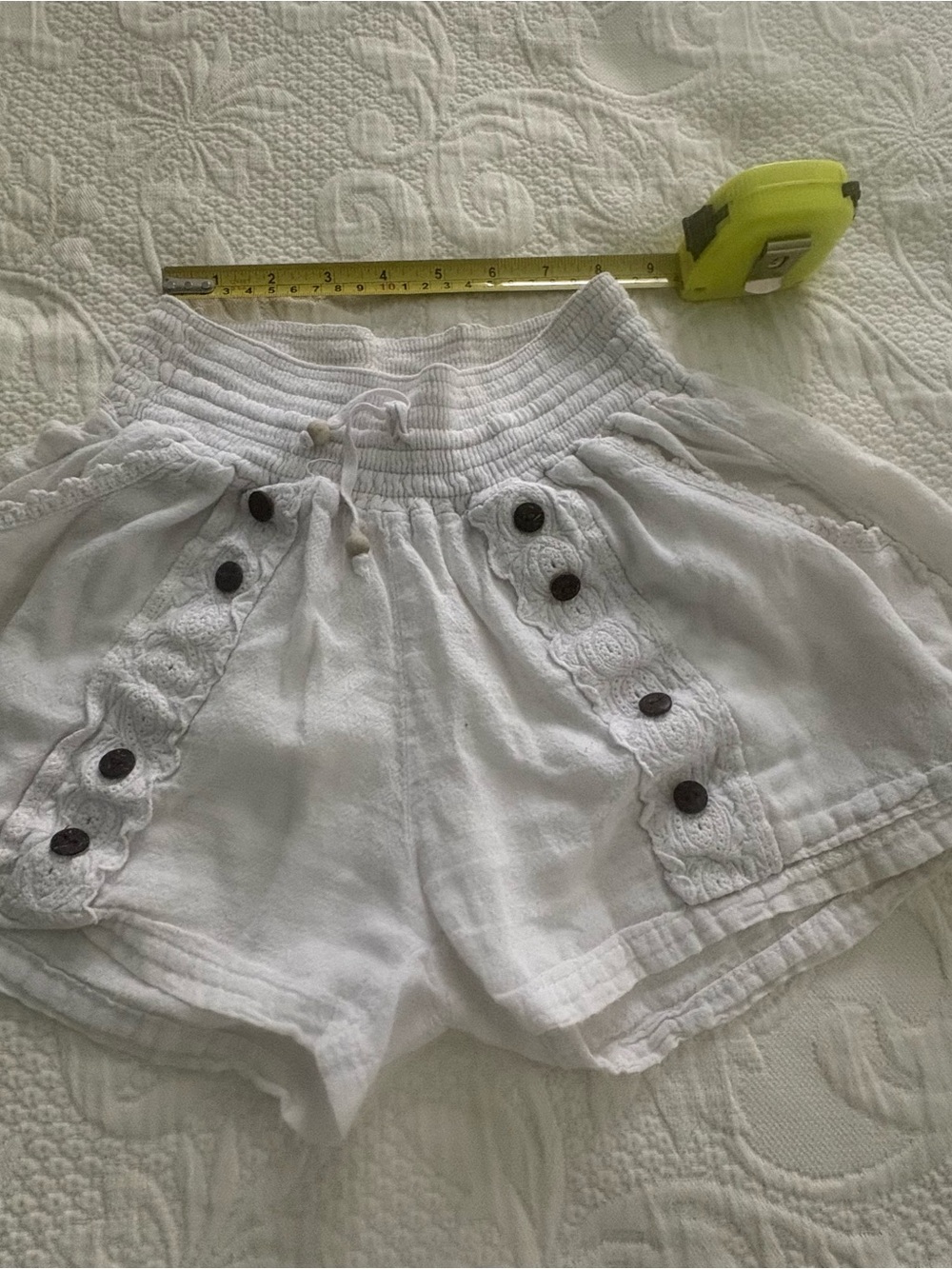 Girls' White Elastic-Waist Button-Trim Shorts